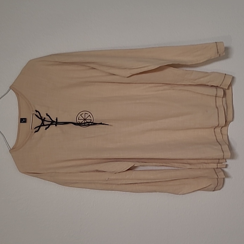 Amazon, 3xl or M, Cream costume top